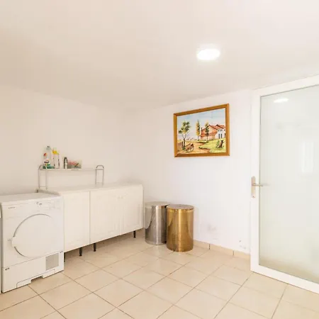 Luna Villa Calp